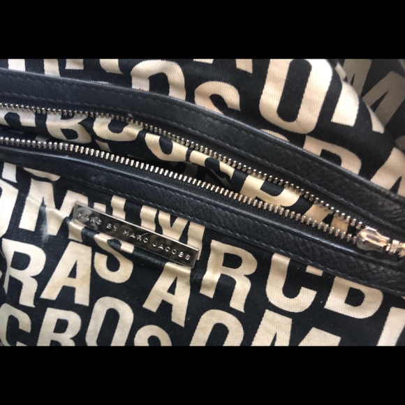 BLACK LEATHER, Marc Jacobs purse - Picture 9 of 14